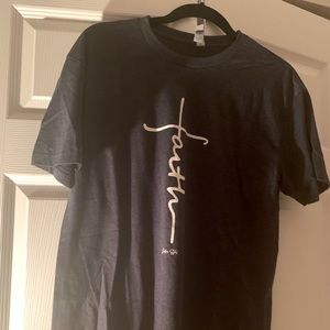 Women’s tshirt